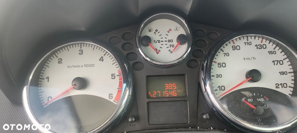 Peugeot 207 2008 photo 5