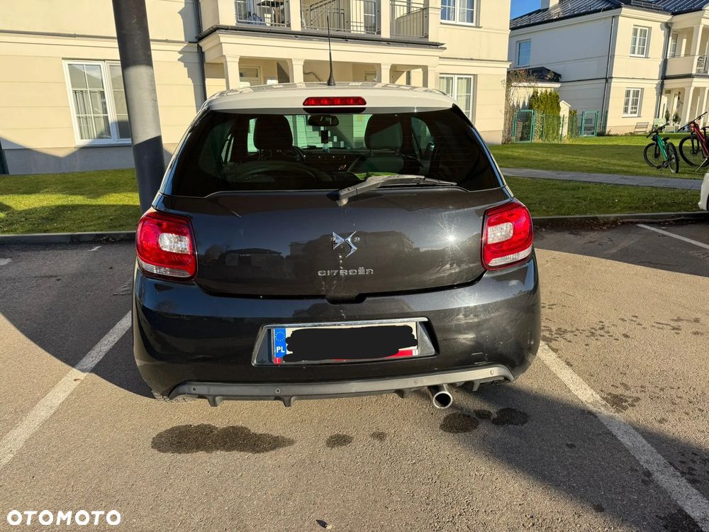 Citroën DS3 e-HDi 90 FAP SoChic - 9