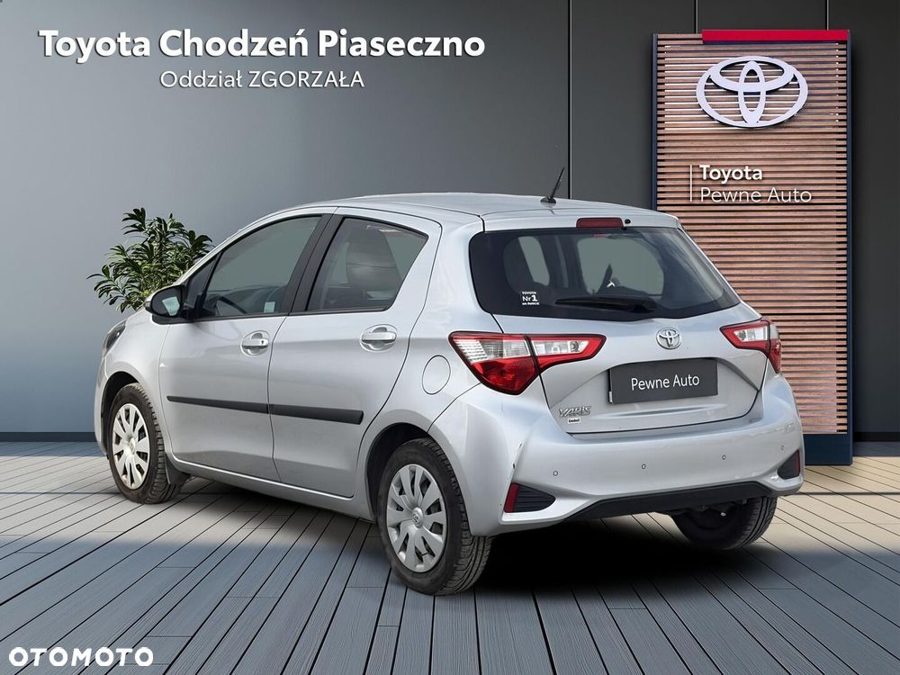 Toyota Yaris 1.5 Active - 4