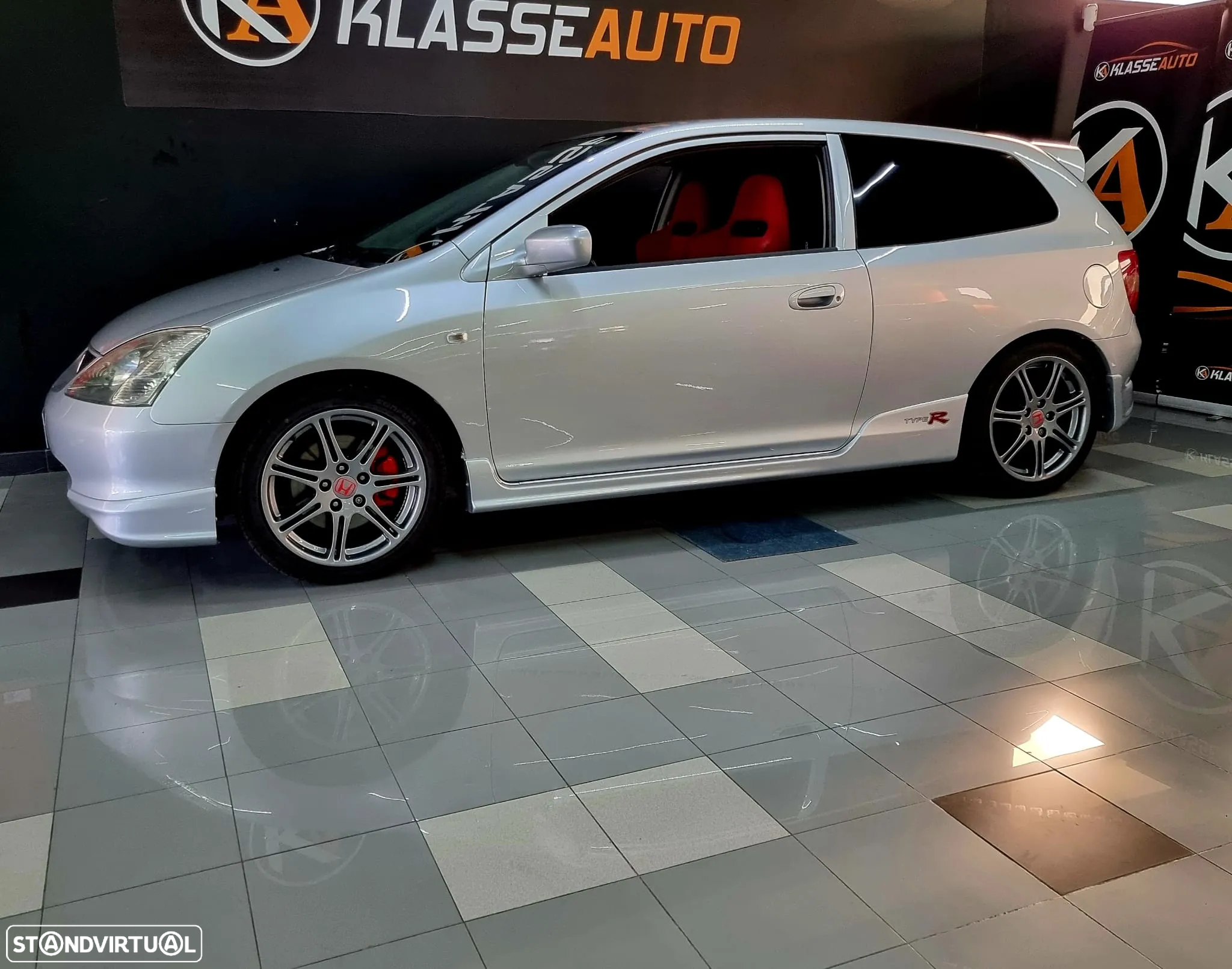 Honda Civic 2.0 Type-R 30th - 4