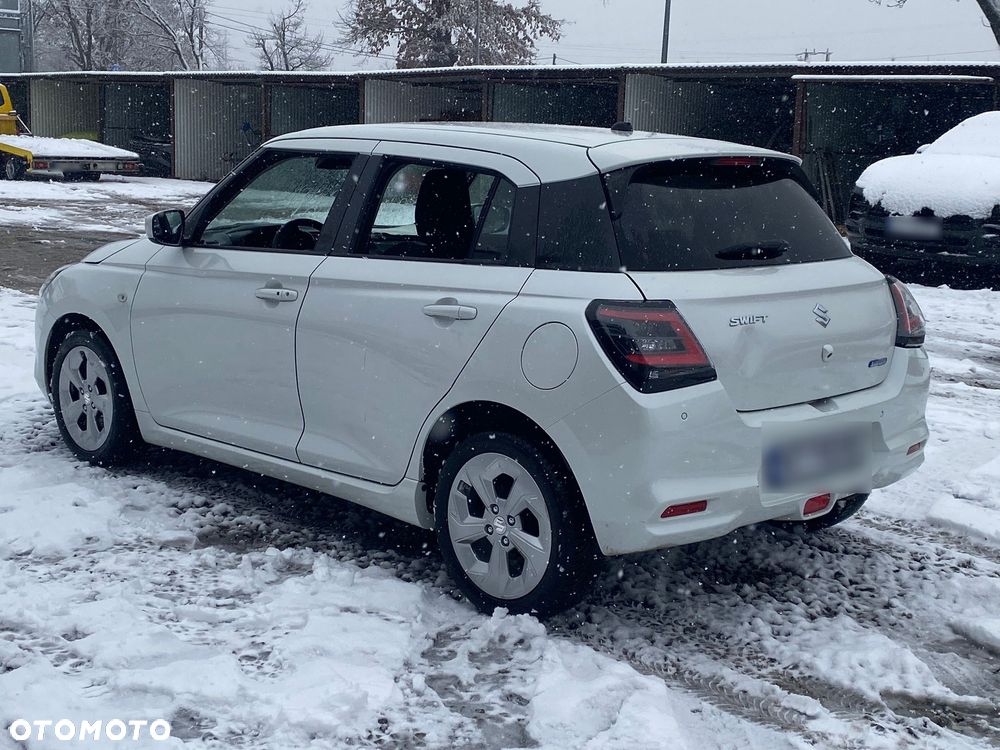 Suzuki Swift 1.2 Dualjet SHVS Premium Plus CVT - 2