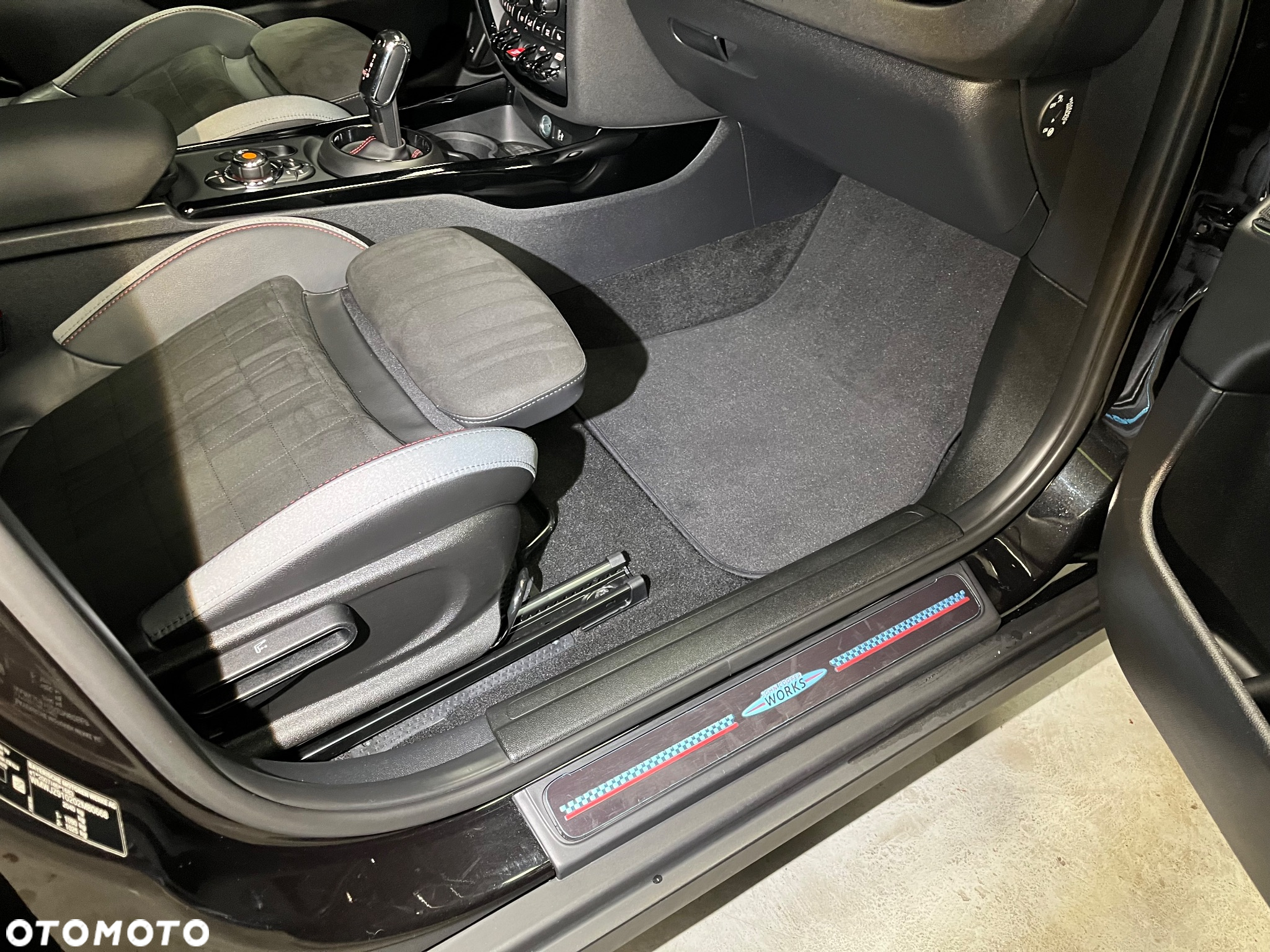 MINI John Cooper Works - 27