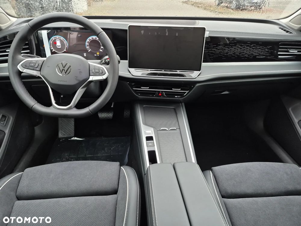 Volkswagen Passat Variant 1.5 TSI EVO Business DSG - 9