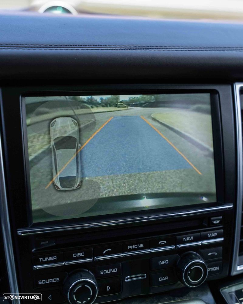 Porsche Panamera 4S PDK - 43