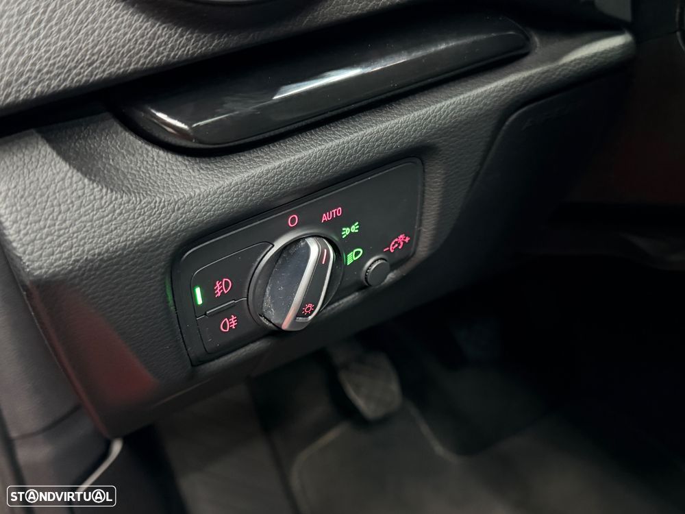 Audi A3 Sportback 2.0 TDI S line Sport Pack - 20