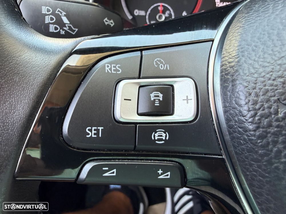 VW T-Roc 1.6 TDI Style - 33