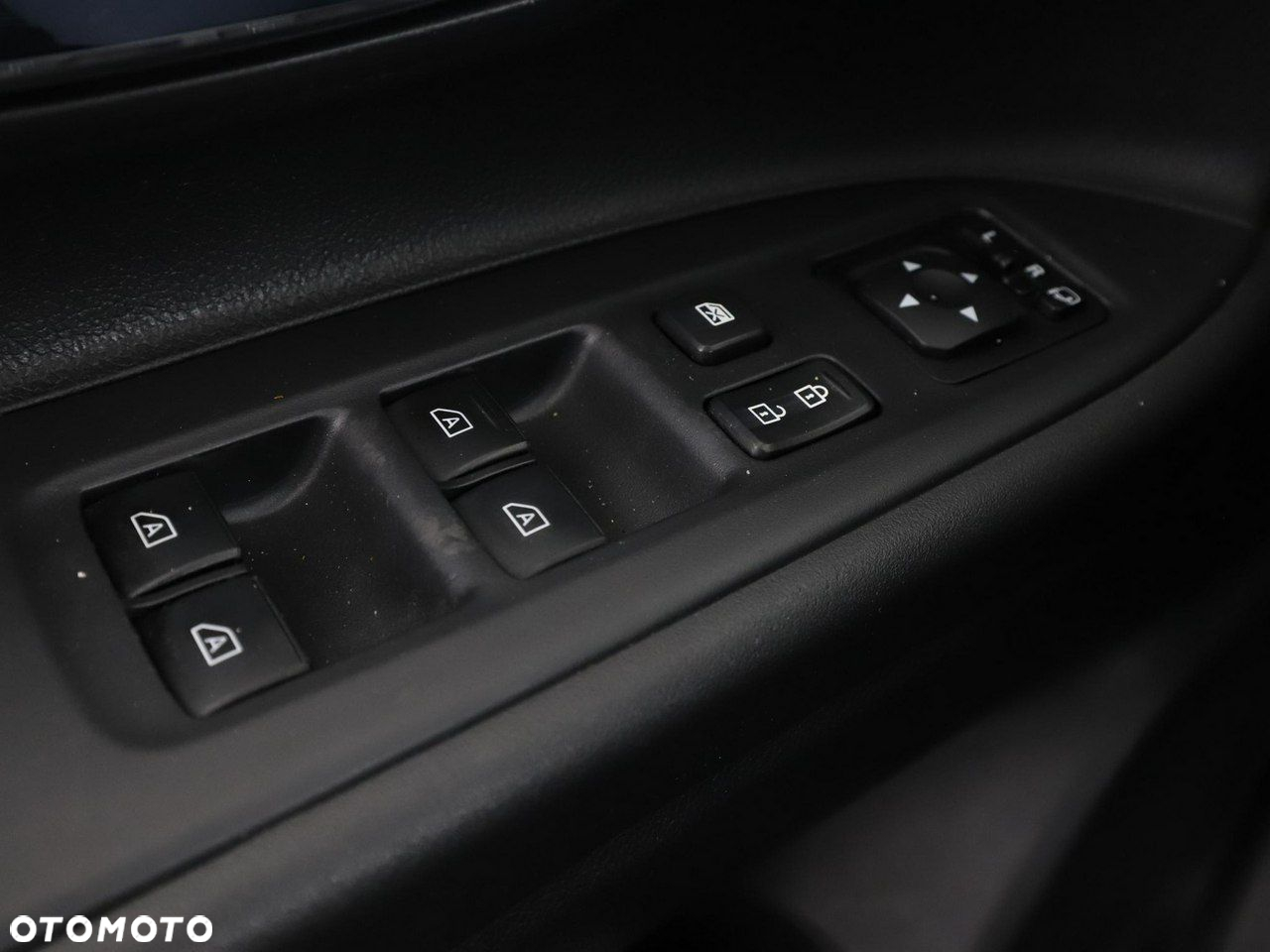 Mitsubishi Outlander 2.0 4WD CVT Active+ - 38
