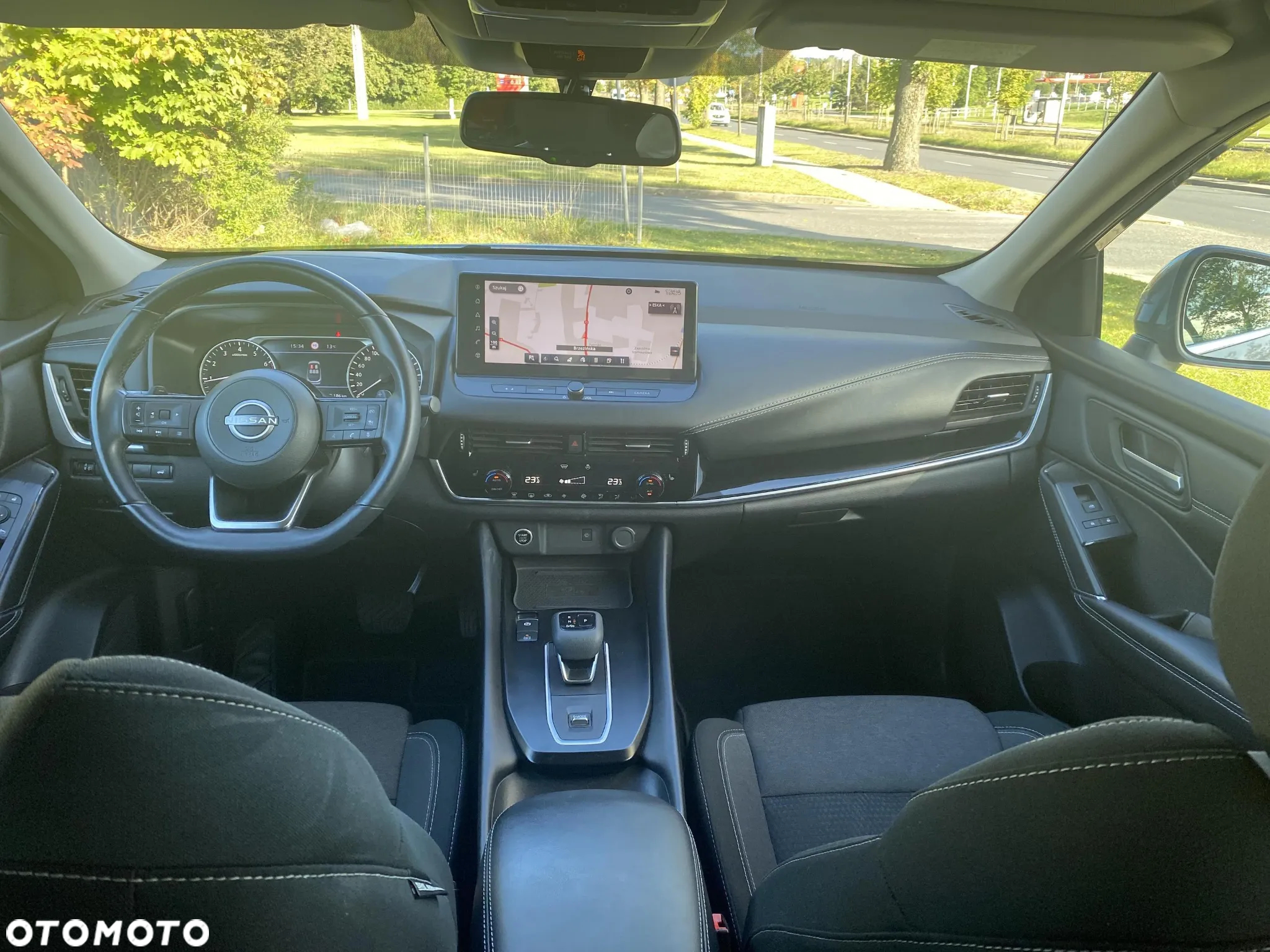 Nissan Qashqai 1.3 DIG-T N-Connecta DCT - 22