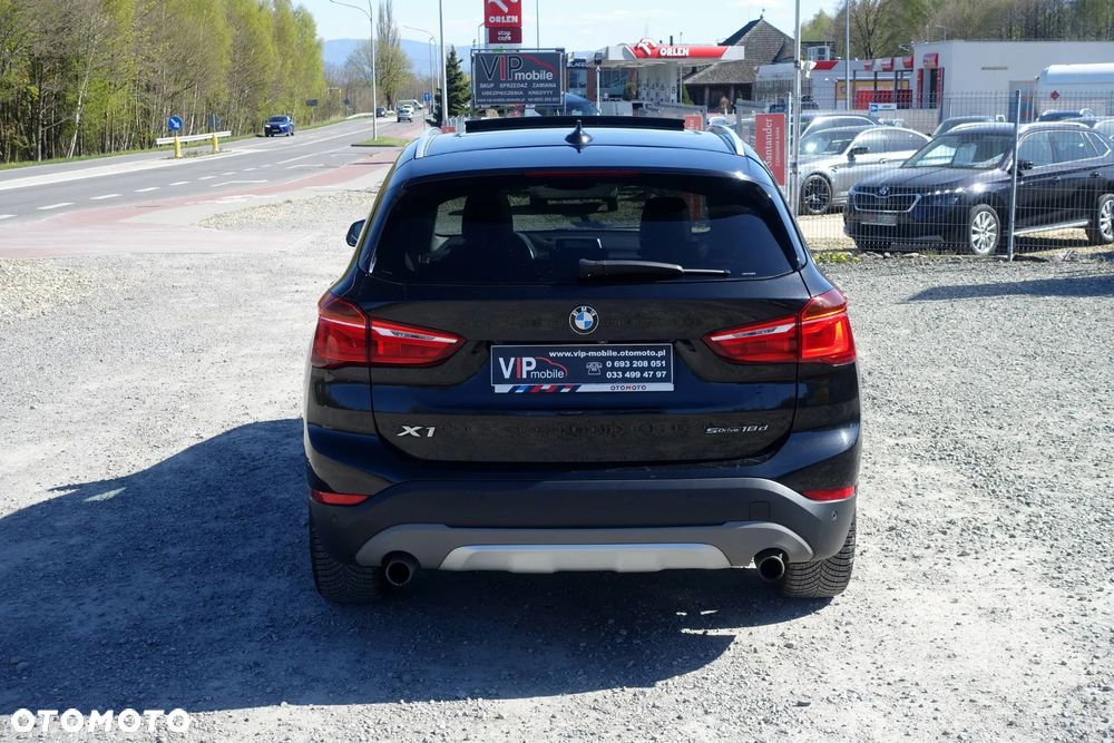 BMW X1 sDrive18d Sport Line - 6