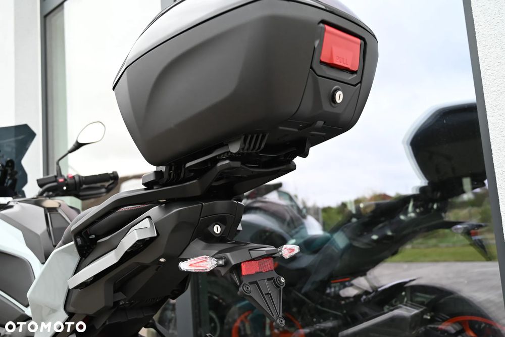 BMW XR - 7