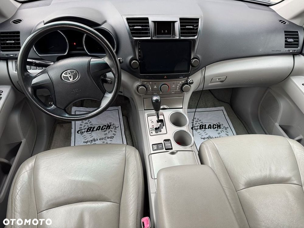 Toyota Highlander - 14