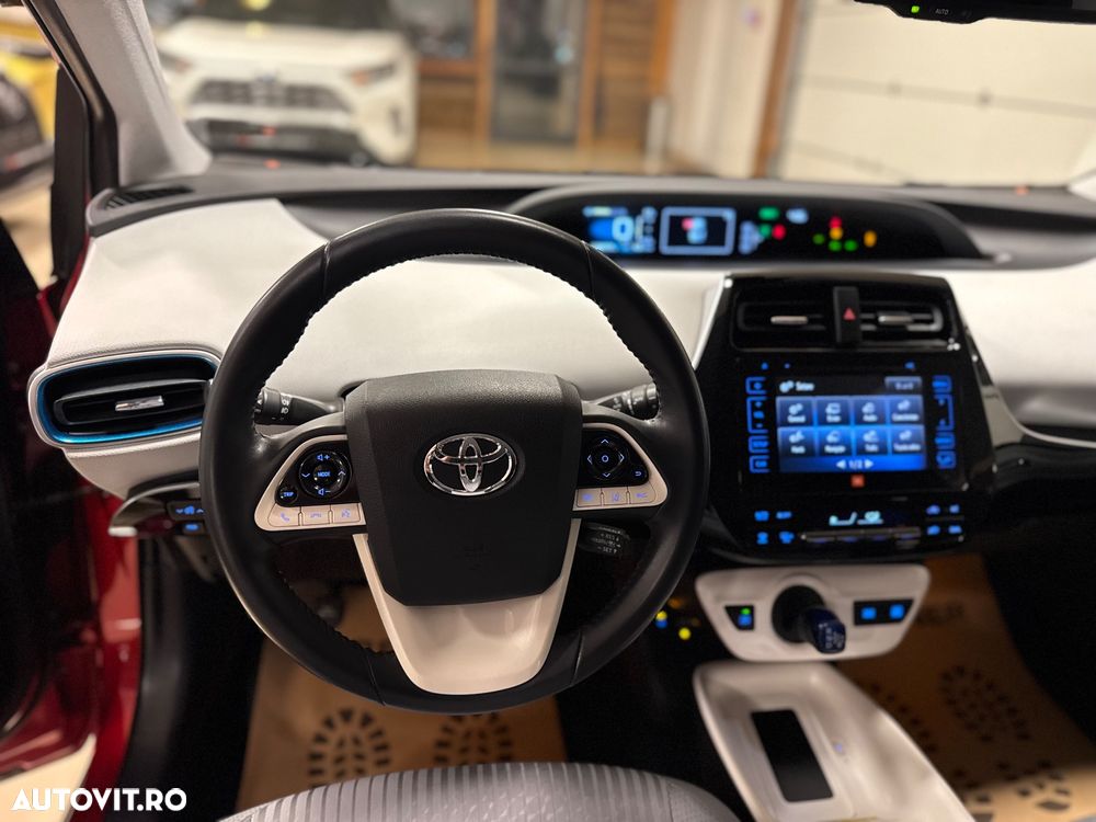Toyota Prius HSD Sol Plus - 24