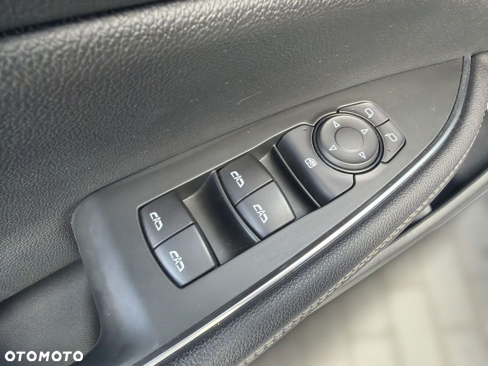 Opel Insignia - 20