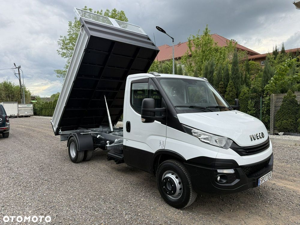 Iveco 70C18 - 25