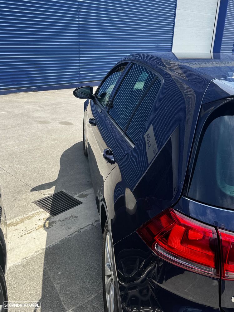 VW Golf 1.6 TDi BlueMotion Confortline - 16
