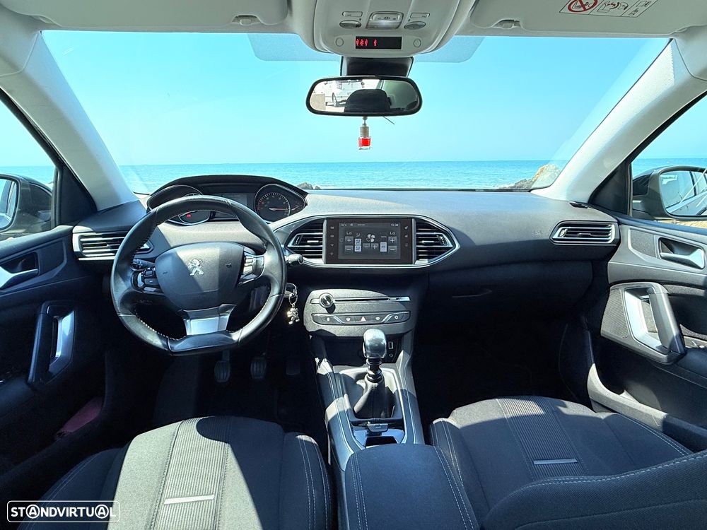 Peugeot 308 1.2 PureTech Allure Full LED - 6