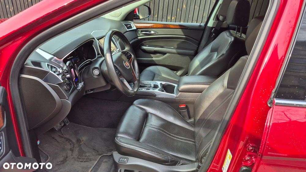 Cadillac SRX - 7