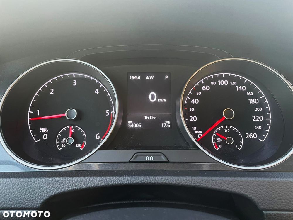 Volkswagen Golf 1.6 TDI BMT Highline DSG - 9