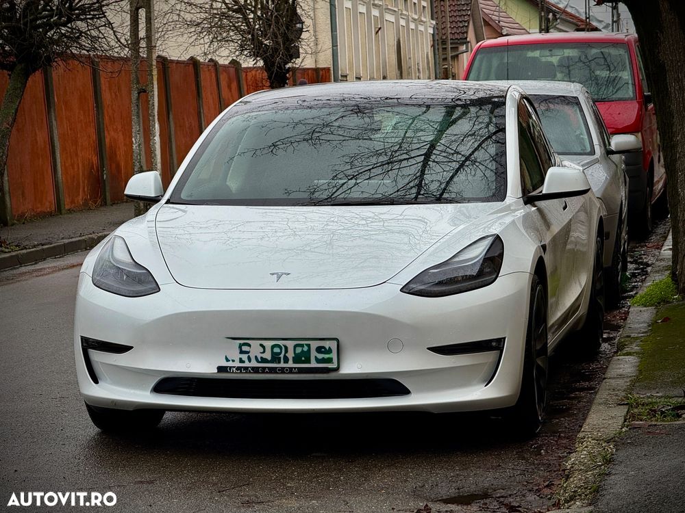 Tesla Model 3 Langstreckenbatterie Allradantrieb Dual Motor Performance - 8