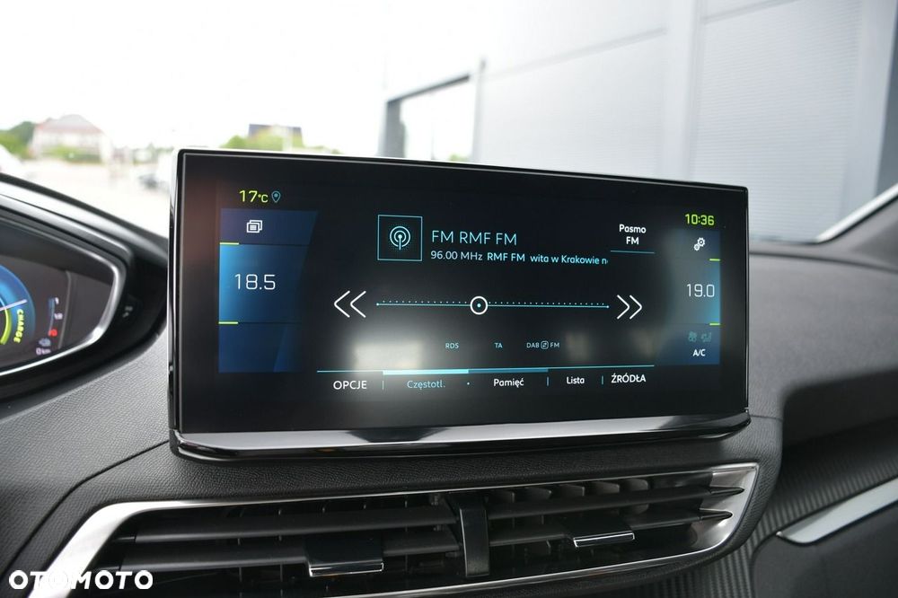 Peugeot 3008 1.6 PureTech Hybrid PHEV Allure S&S EAT8 - 21