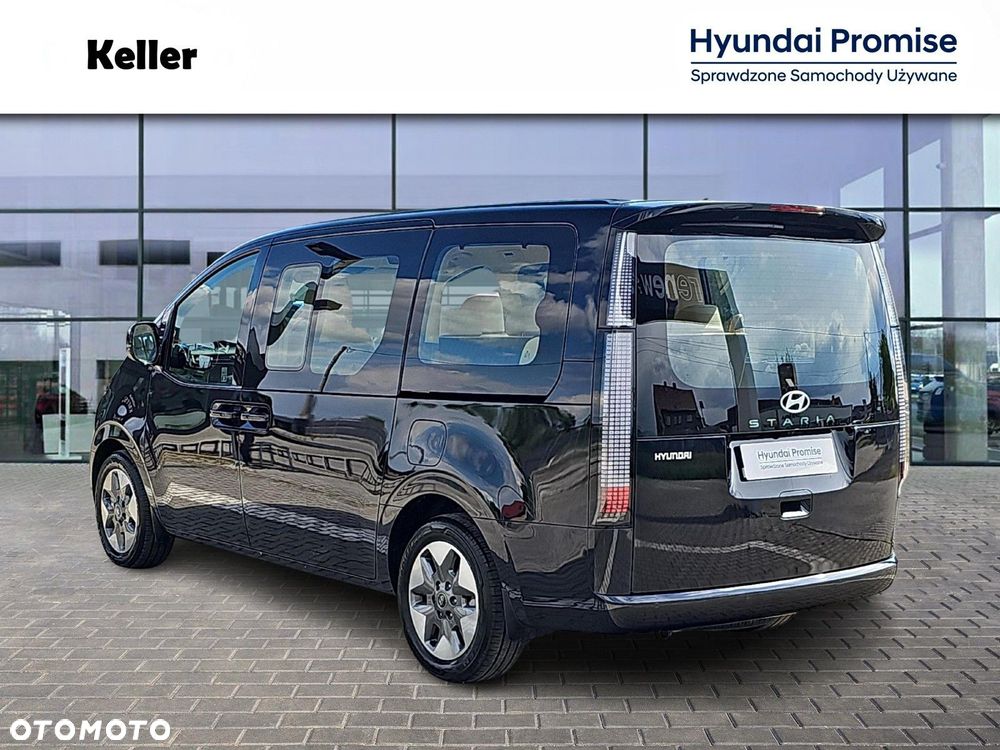 Hyundai Staria - 4