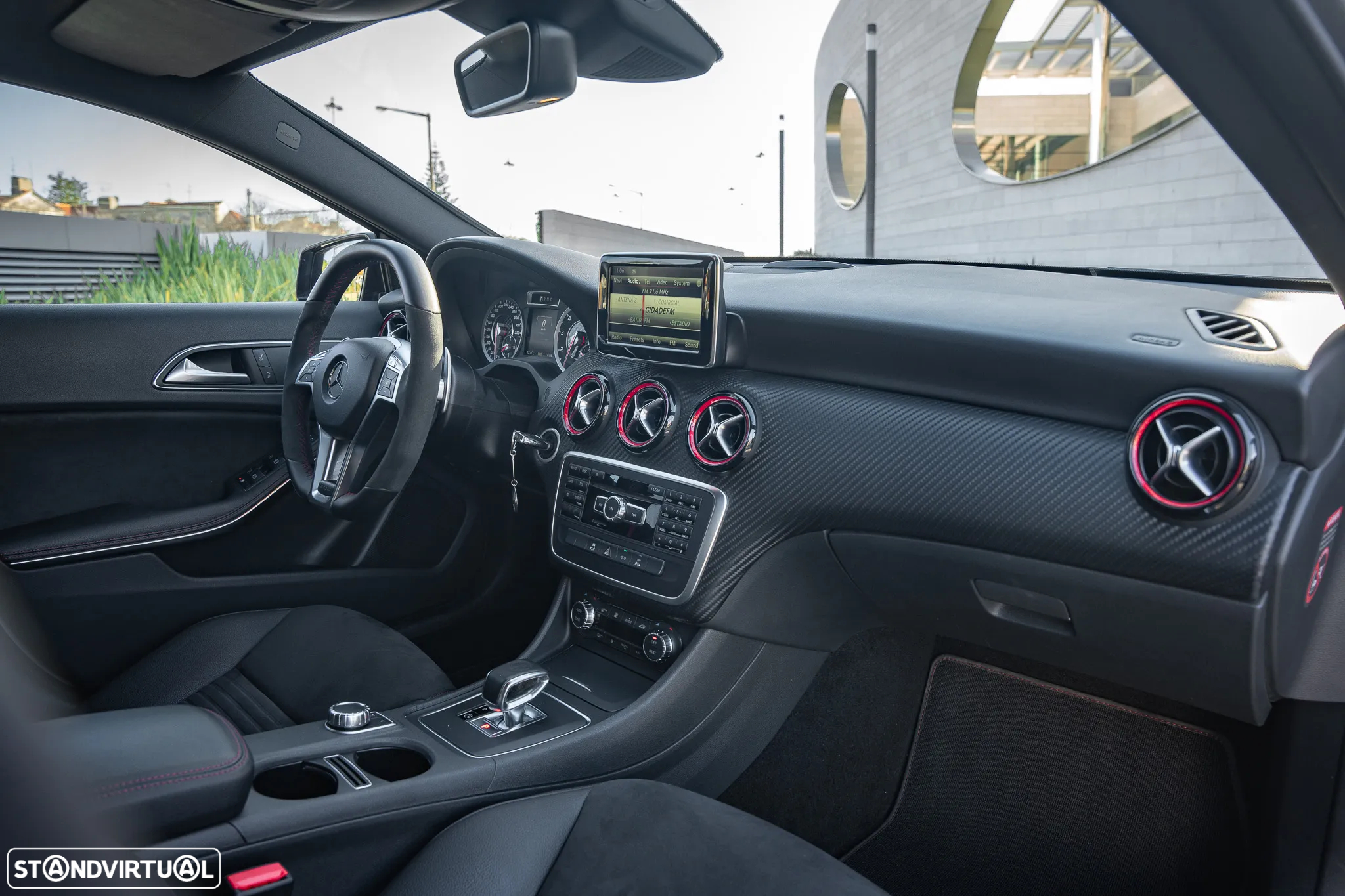 Mercedes-Benz A 45 AMG 4-Matic - 8