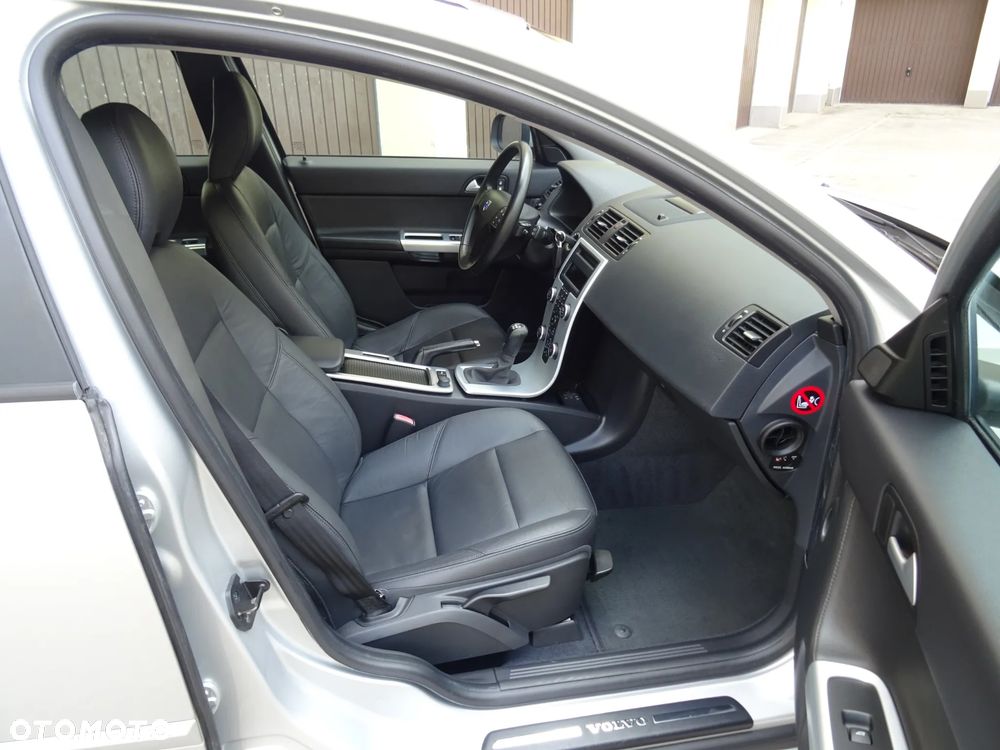 Volvo V50 DPF DRIVe Momentum - 7