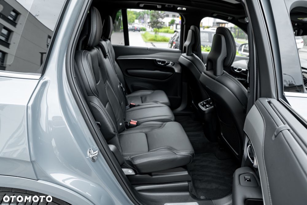 Volvo XC 90 B5 D AWD Ultimate Bright - 21