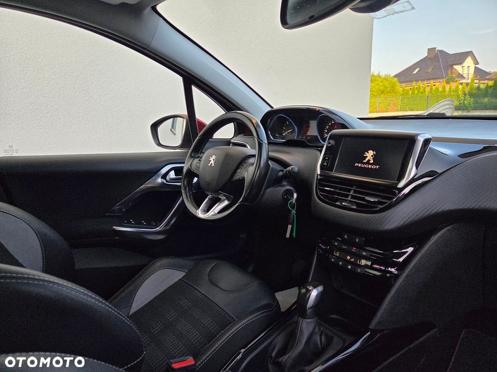 Peugeot 2008 1.6 BlueHDi Crossway - 17