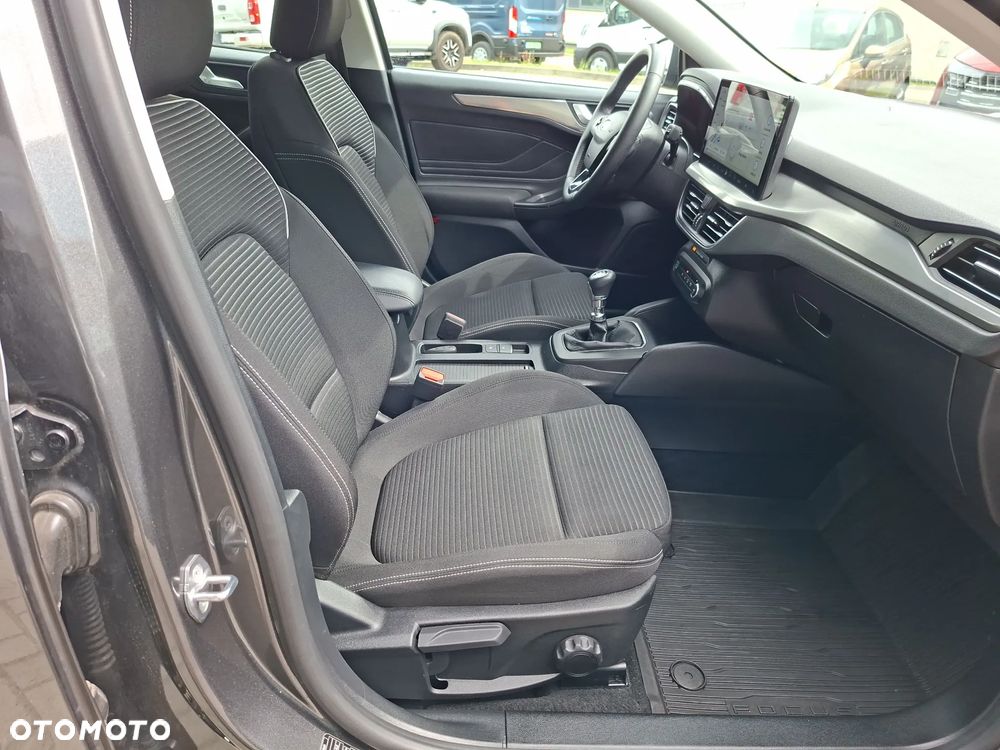 Ford Focus 1.0 EcoBoost Titanium - 37