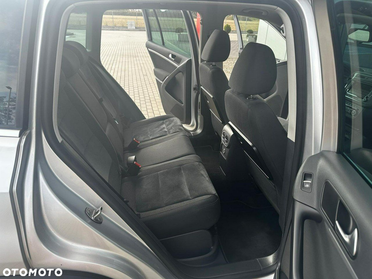 Volkswagen Tiguan 2.0 TDI 4Mot R-Style DSG - 15