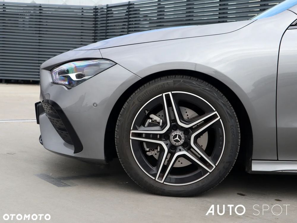 Mercedes-Benz CLA 200 AMG Line 7G-DCT - 3