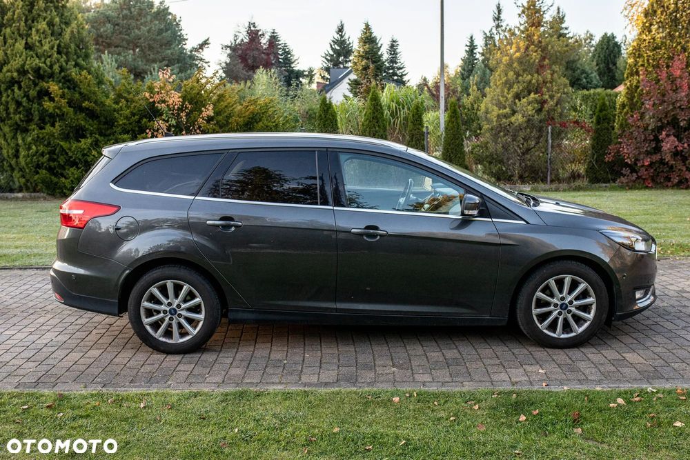 Ford Focus - 8