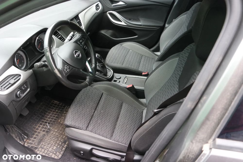 Opel Astra 2020 photo 5