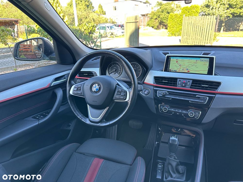BMW X1 sDrive18i Sport Line - 9
