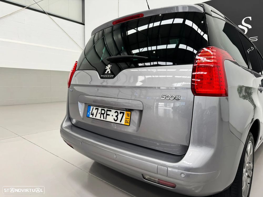 Peugeot 5008 2.0 BlueHDi Allure J17 - 11