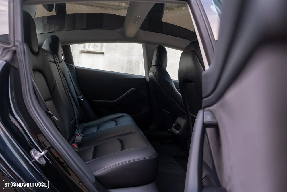 Tesla Model 3 Long Range Tração Integral - 32
