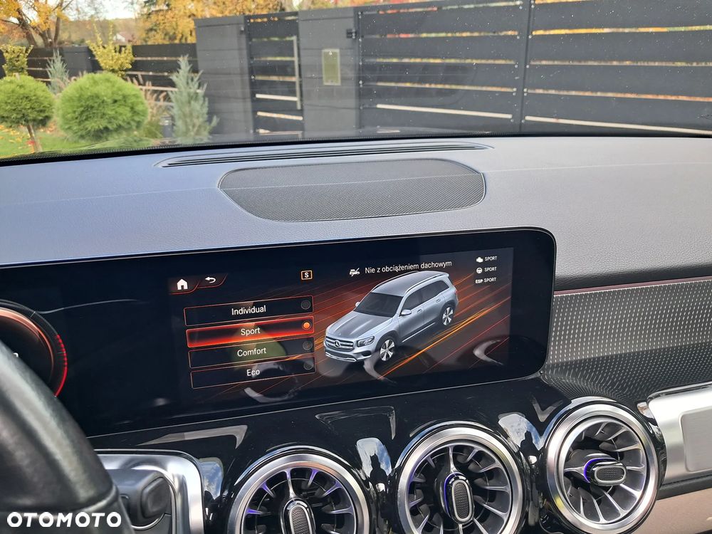 Mercedes-Benz GLB 200 d 8G-DCT Progressive Advanced - 28