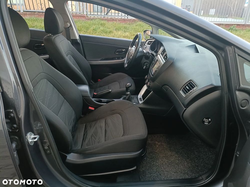 Kia Ceed 1.4 CVVT ISG Vision - 24