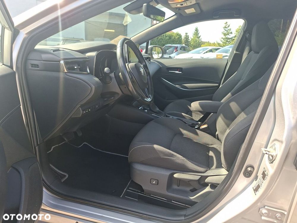 Toyota Corolla 1.8 Hybrid Comfort - 10