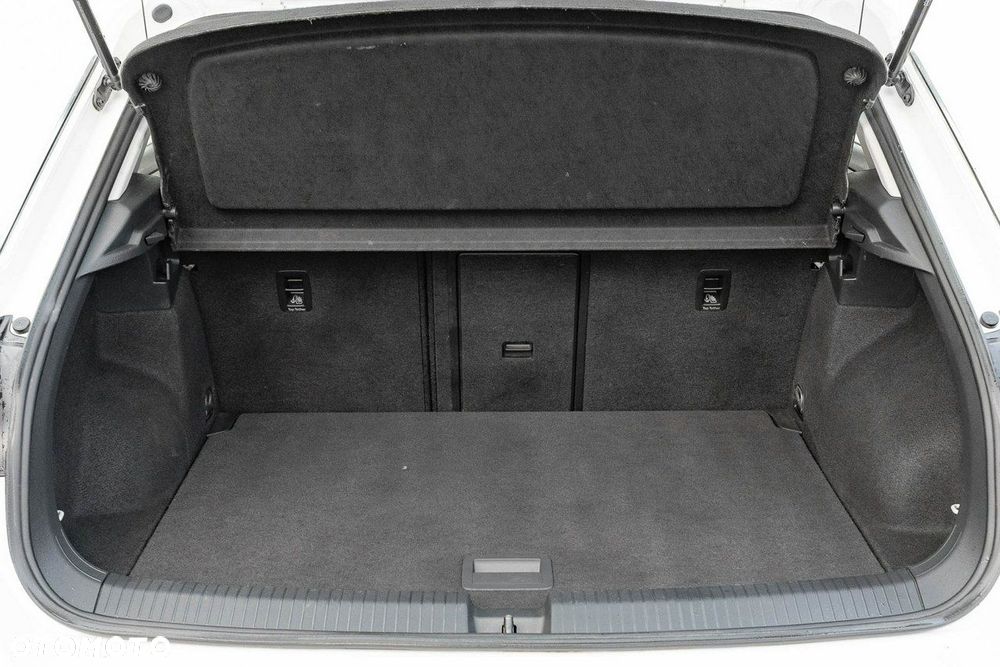 Volkswagen T-Roc 1.5 TSI Life - 26