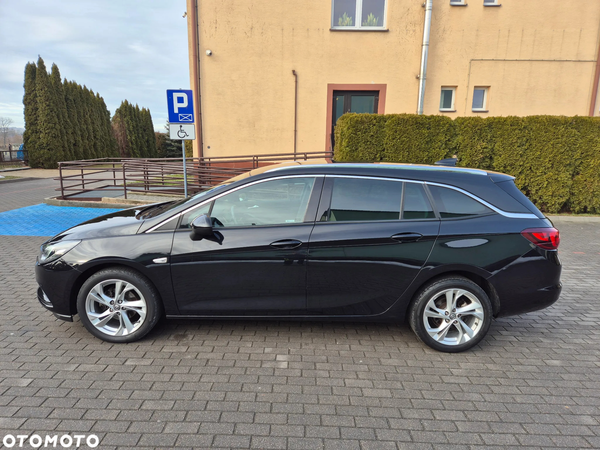 Opel Astra 1.4 Turbo Sports Tourer Edition - 10