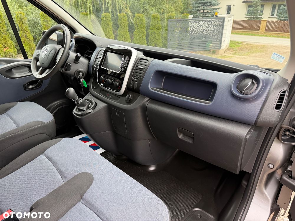 Opel Vivaro - 31