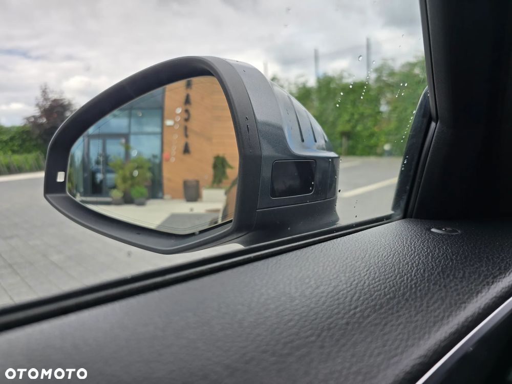 Audi A4 Avant 35 TDI S tronic S line - 24