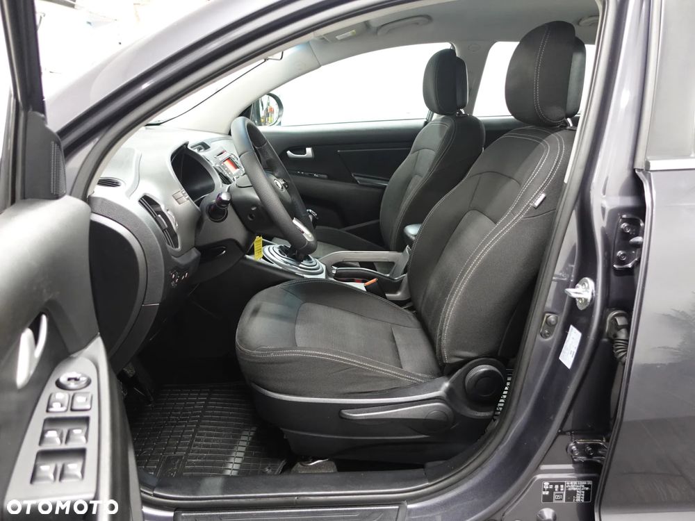 Kia Sportage 1.7 CRDI 2WD Attract - 22