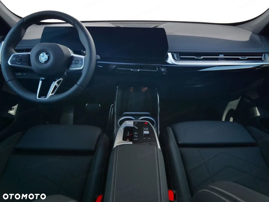 BMW X1 - 11