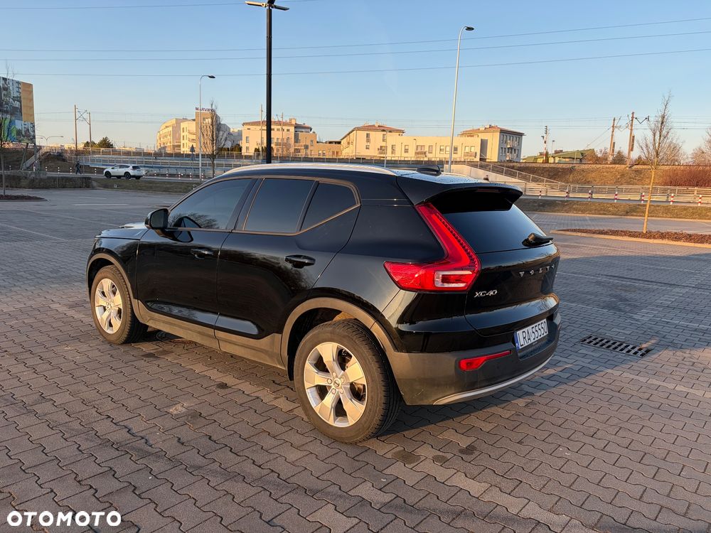 Volvo XC 40 T5 AWD Momentum - 3