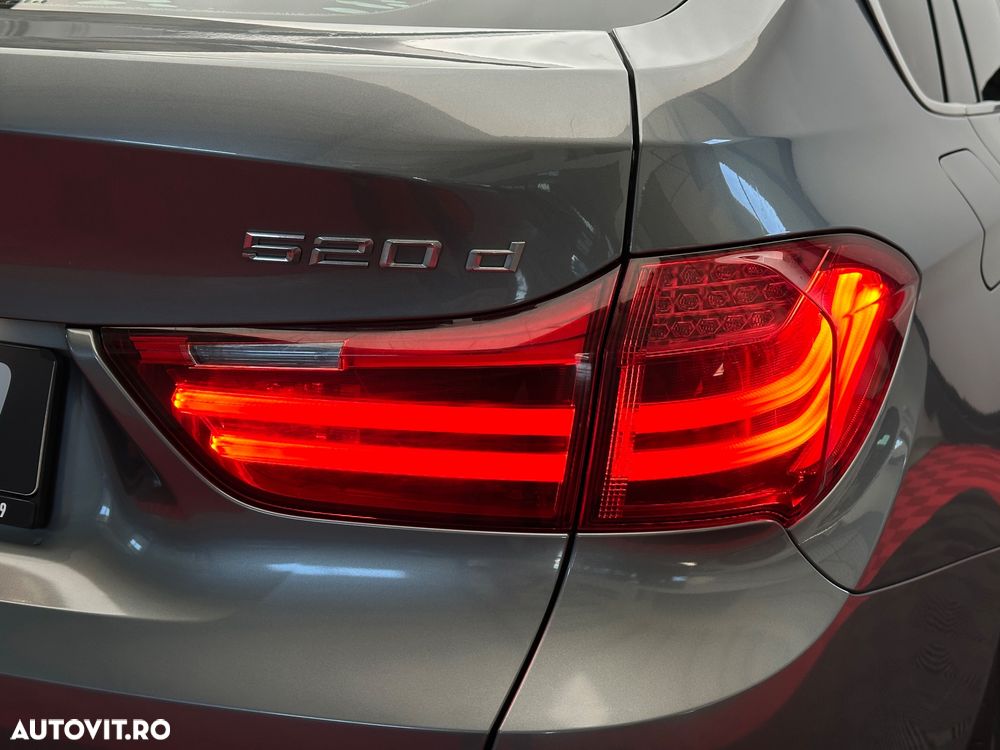 BMW Seria 5 520d - 36