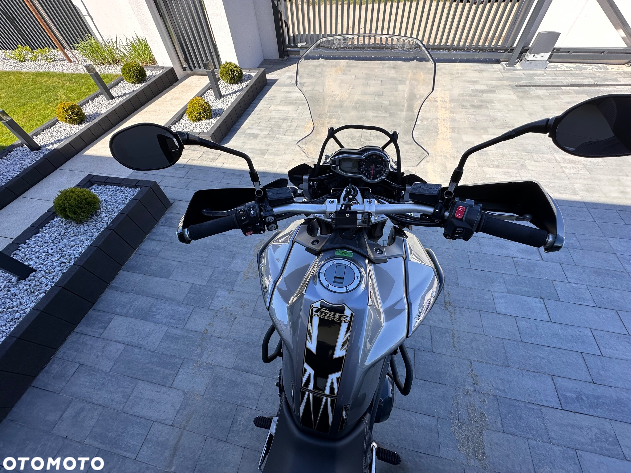 Triumph Tiger - 10