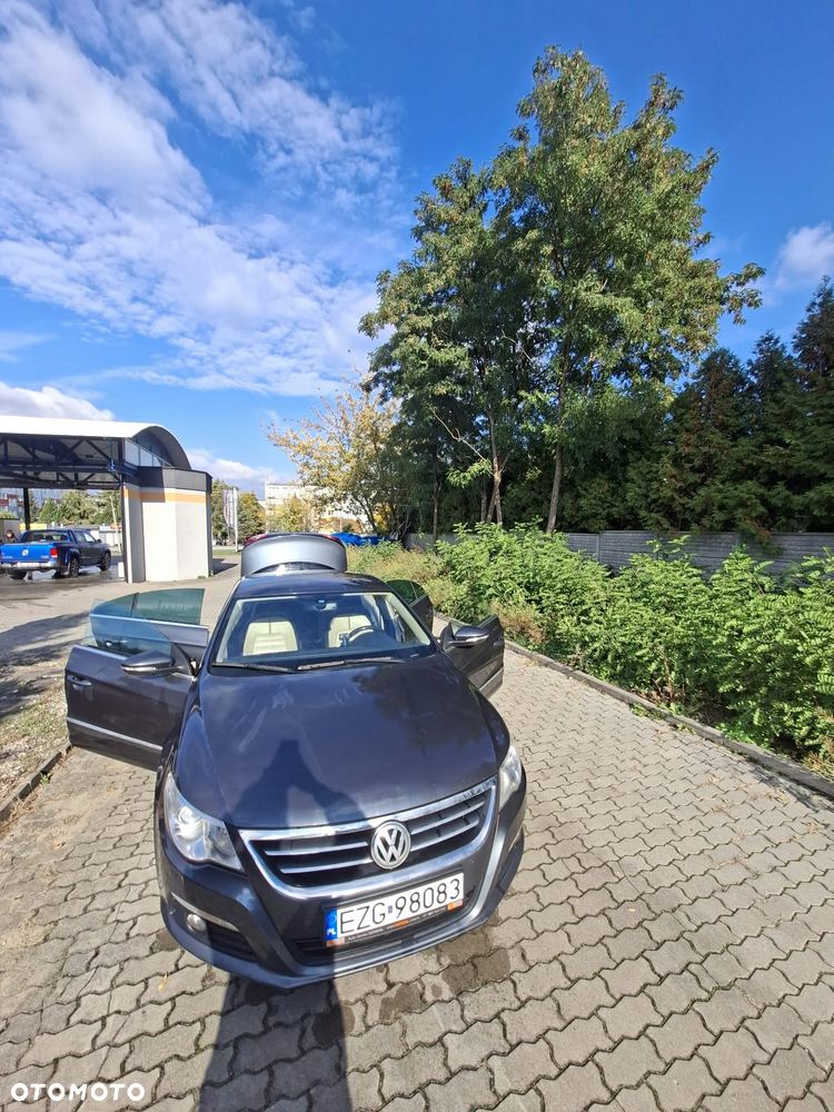 Volkswagen Passat - 26